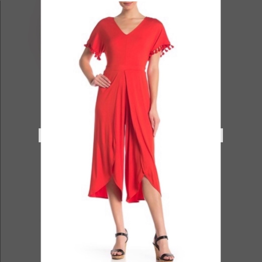 NWOT! Spense V-Neck Tulip Leg Jumpsuit